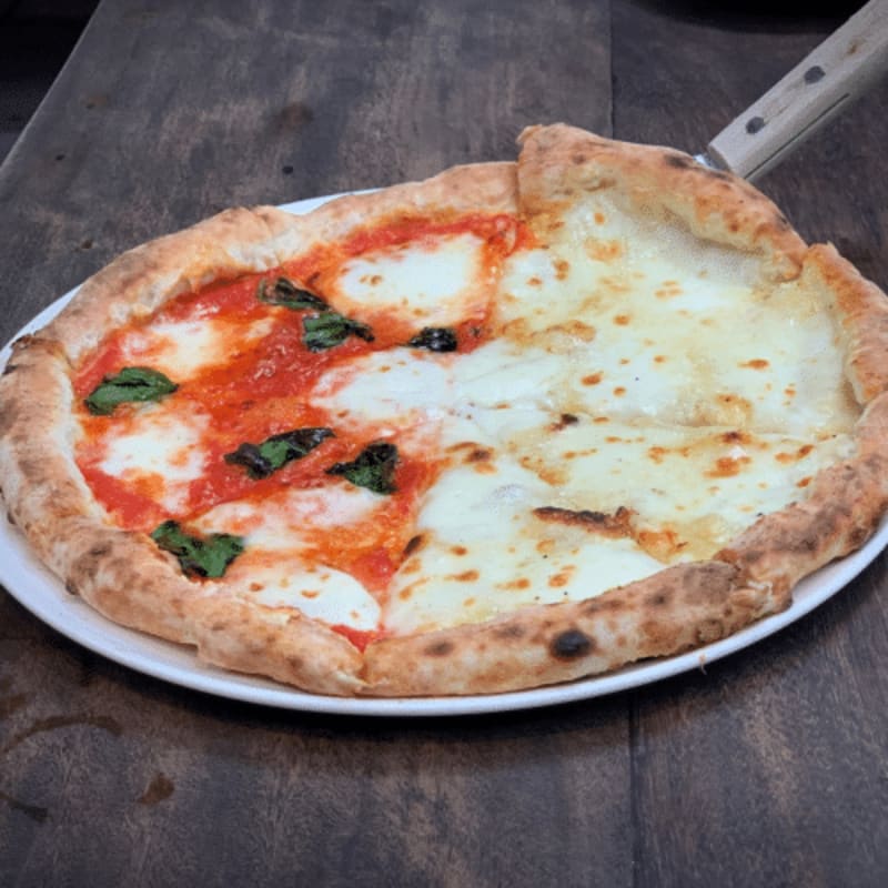 Pizza Quattro Formaggi